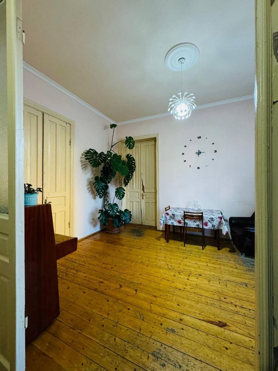 Guest House "Bubu" Kutaisi Exterior photo